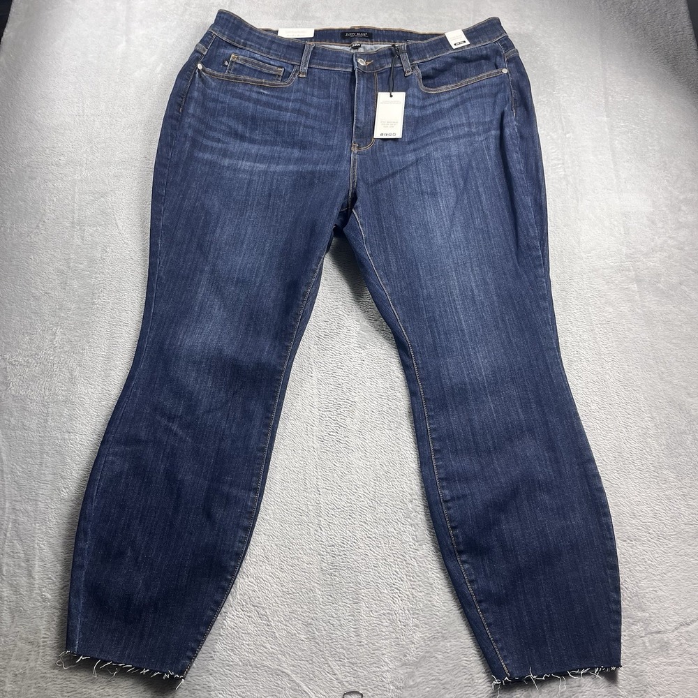 Jeans Women's Size 22W Mid Rise Skinny Dark Blue NWT